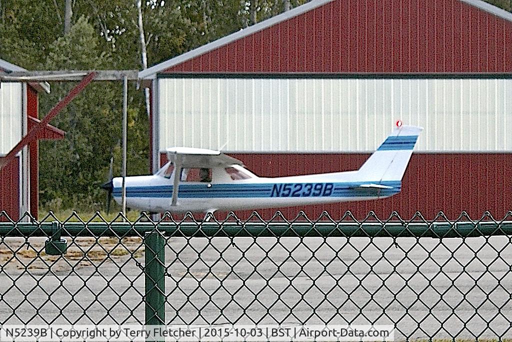 N5239B, 1980 Cessna 152 C/N 15284366, At Belfast Airport in Maine