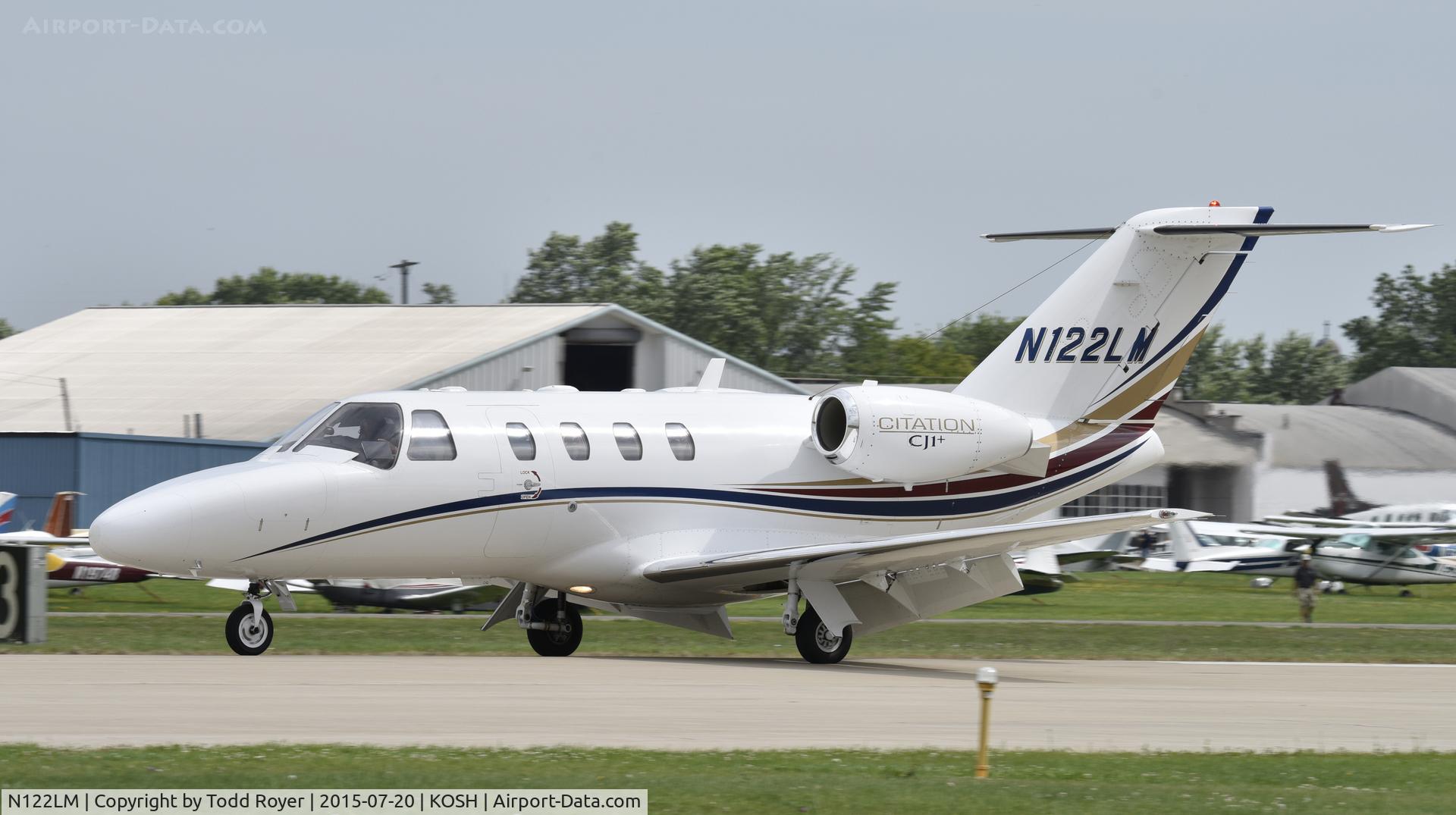 N122LM, 2005 Cessna 525 CitationJet CJ1+ C/N 525-0604, Airventure 2015