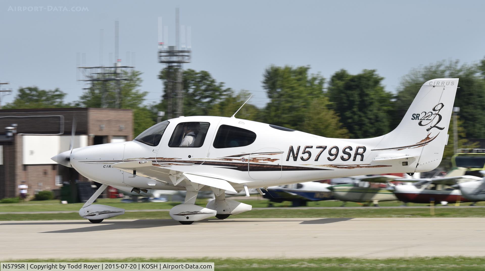 N579SR, 2007 Cirrus SR22 C/N 2376, Airventure 2015