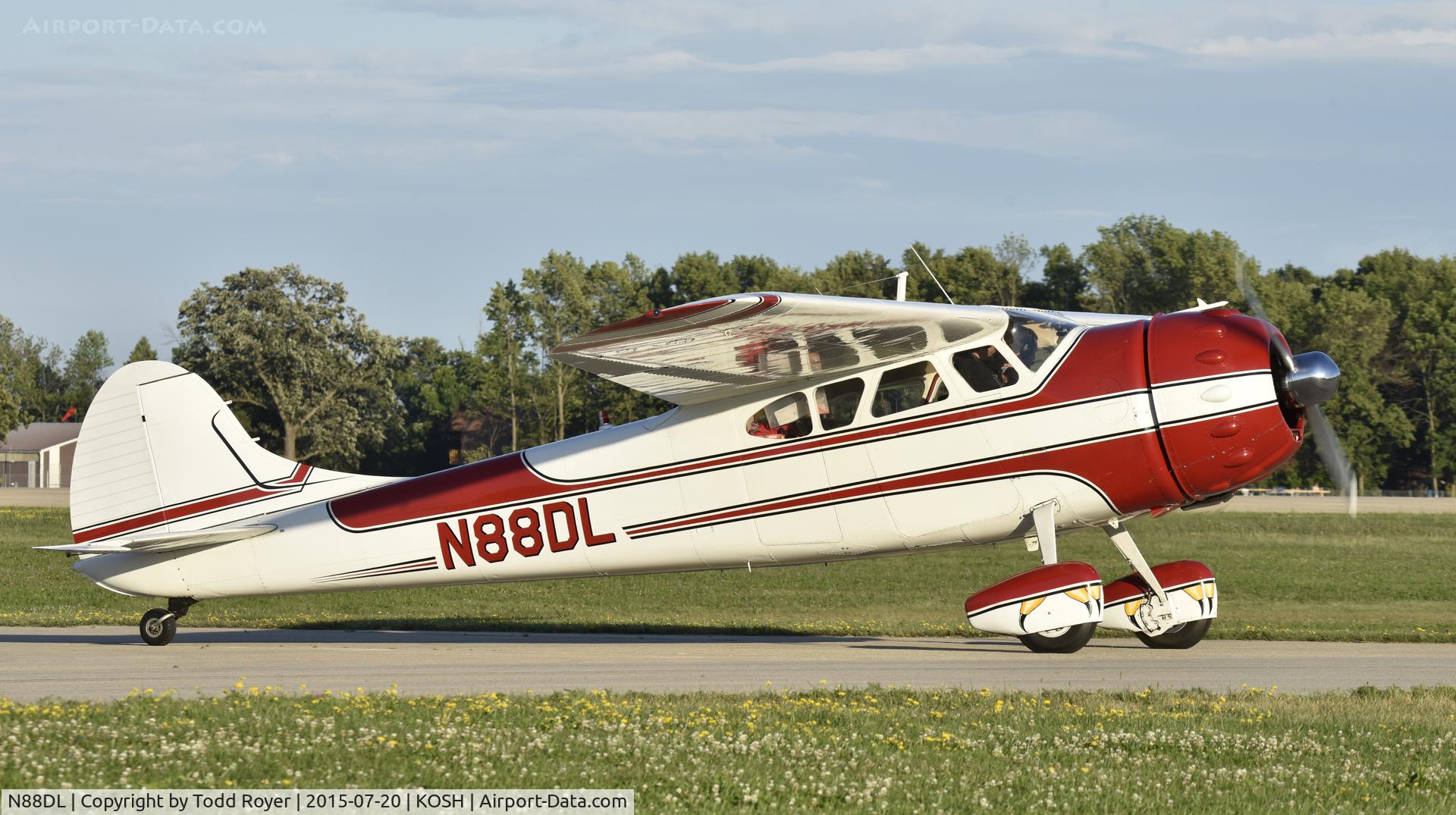 N88DL, 1959 Cessna 195B Businessliner C/N 7935, Airventure 2015
