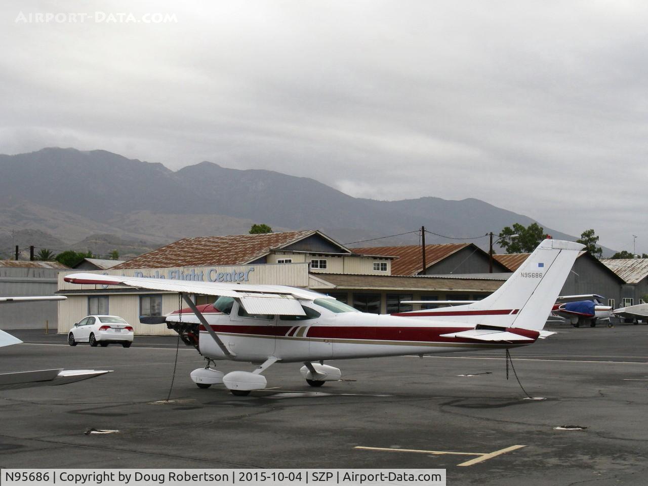 N95686, 1978 Cessna 182Q Skylane C/N 18266602, 1978 Cessna 182Q SKYLANE, Continental O-470-U 230 Hp, lower powerplant cowling off