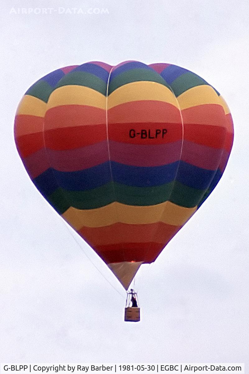 G-BLPP, 1978 Cameron Balloons V-77 C/N 432, Cameron V-77 HAFB [432] Cheltenham Racecourse~G 30/05/1981. From a slide.