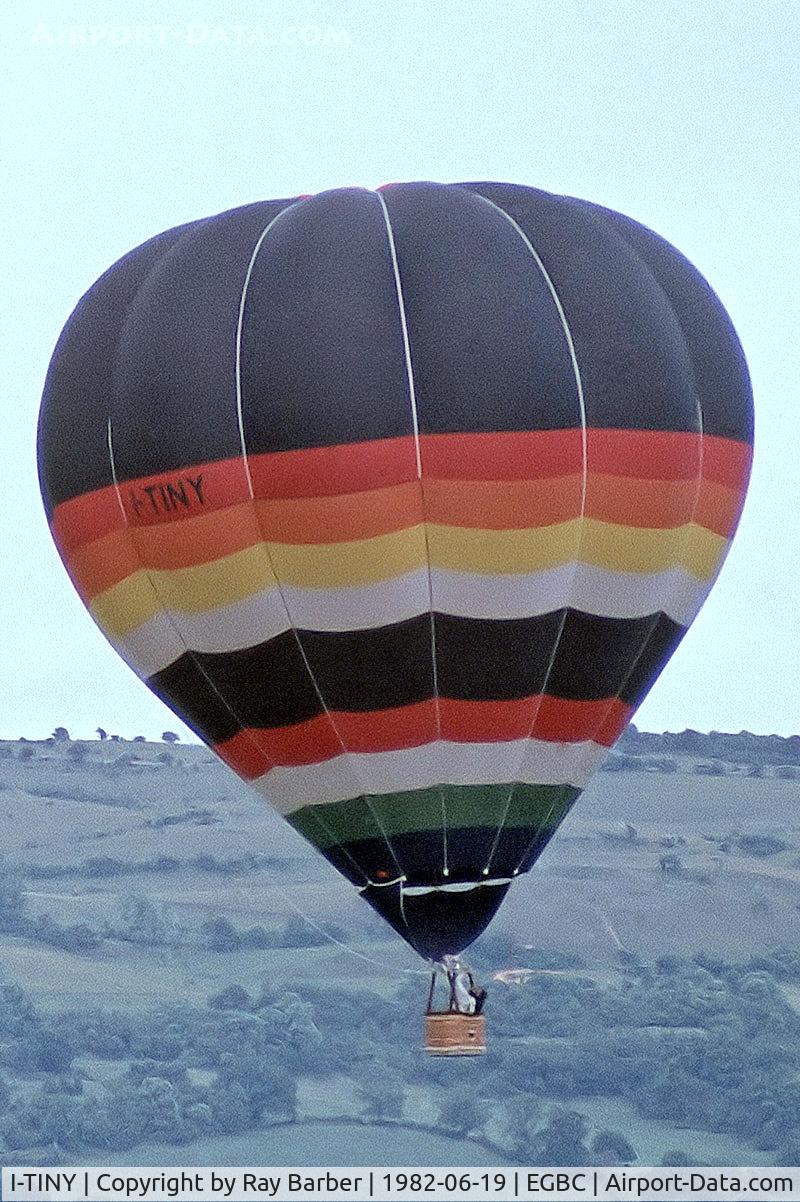 I-TINY, Cameron Balloons Ltd O-77 C/N 826, Cameron O-77 HAFB [826] Cheltenham Racecourse~G 19/06/1982. From a slide.