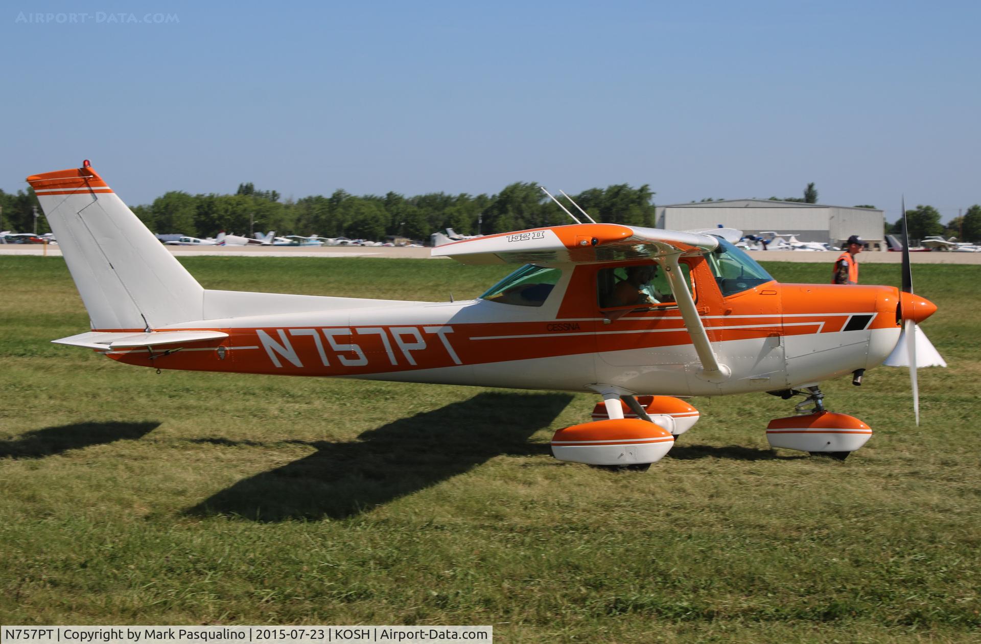 N757PT, 1977 Cessna 152 C/N 15279902, Cessna 152