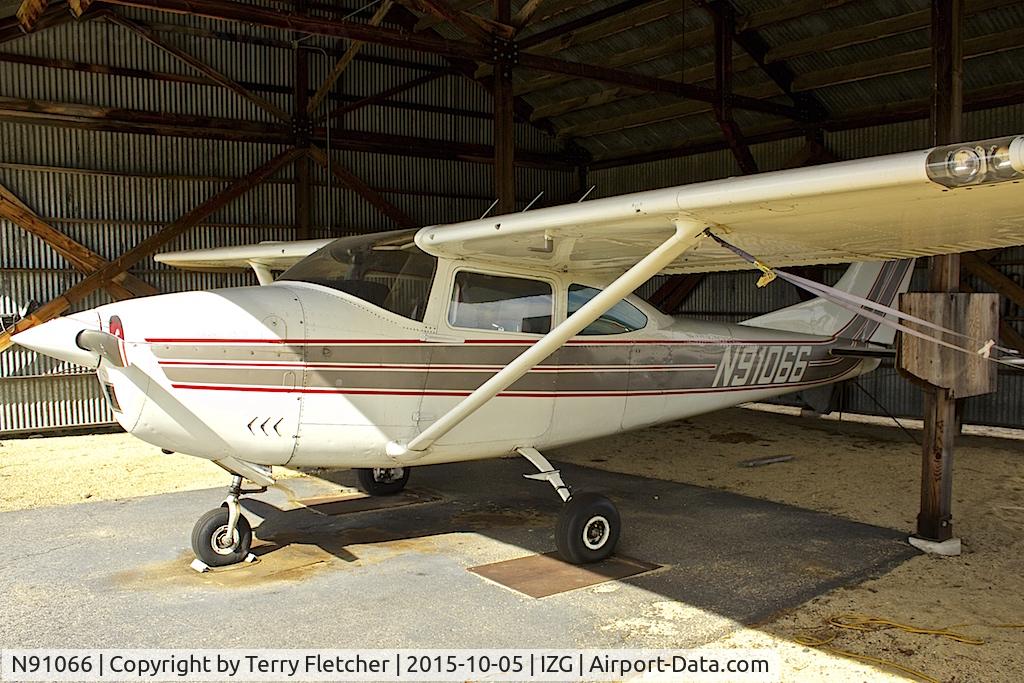 N91066, 1966 Cessna 182J Skylane C/N 18257170, Based at Eastern Slopes Regional Airport near Fryeburg in Maine