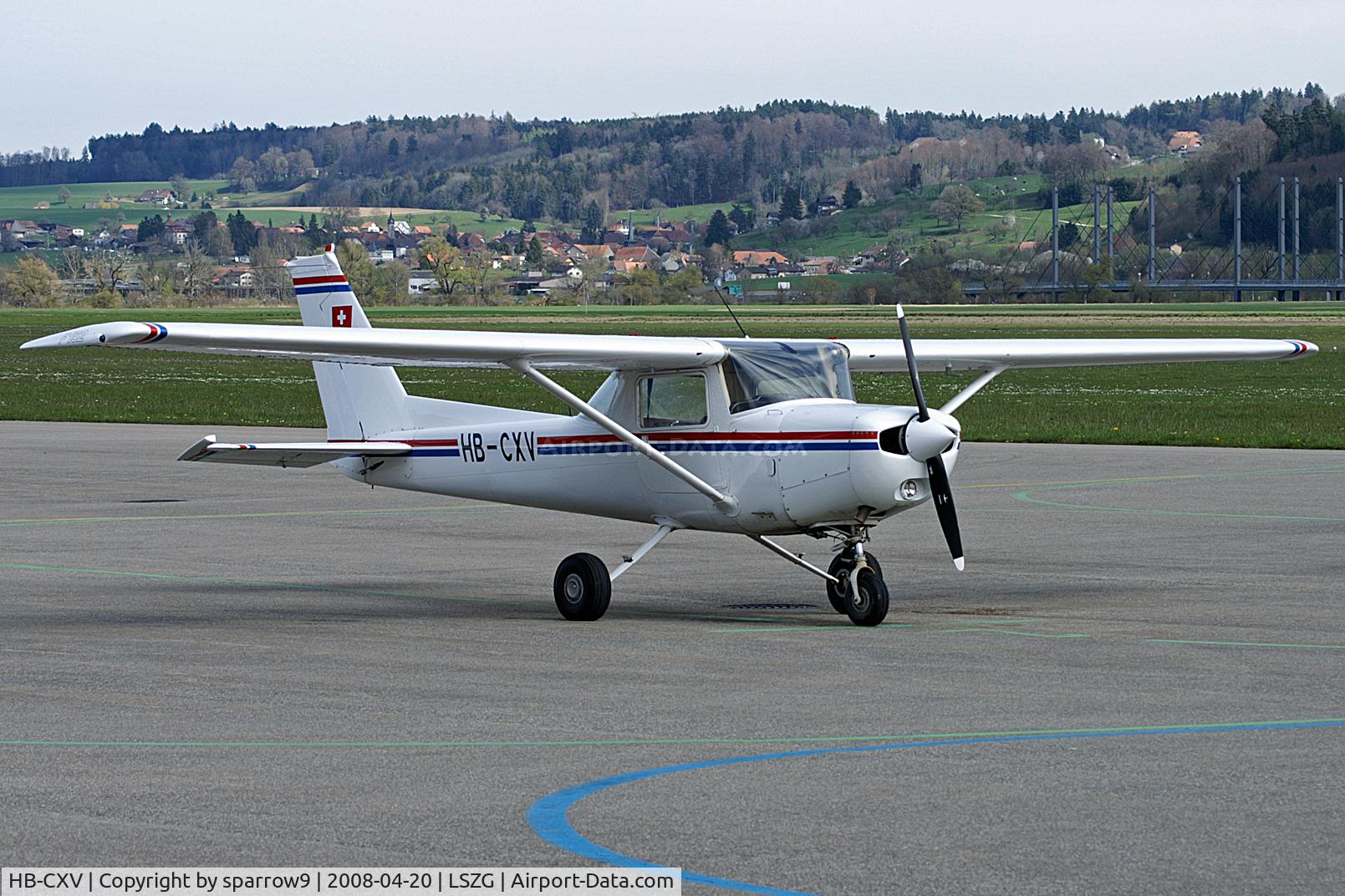 HB-CXV, 1978 Reims F152 C/N F15201504, stop-over at Grenchen