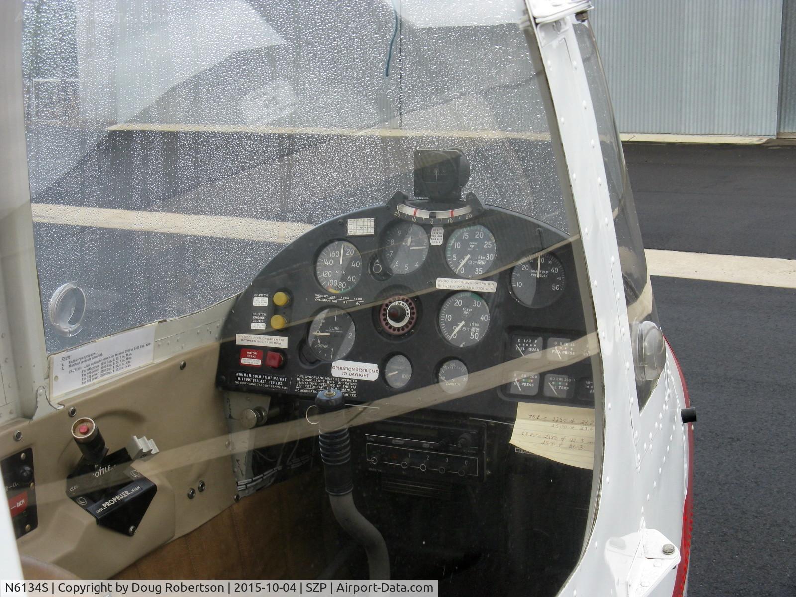N6134S, 1965 Air & Space America Inc 18A C/N 18-41, 1965 Air & Space Mfg. Inc. 18A jump start AUTOGYRO, Lycoming O-360-O&VO 180 Hp pusher, another view of front panel in this tandem two-seater with dual flight controls