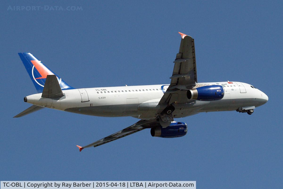 TC-OBL, 1997 Airbus A320-232 C/N 640, Airbus A320-232 [0640] (Onur Air) Istanbul-Ataturk~TC 18/04/2015