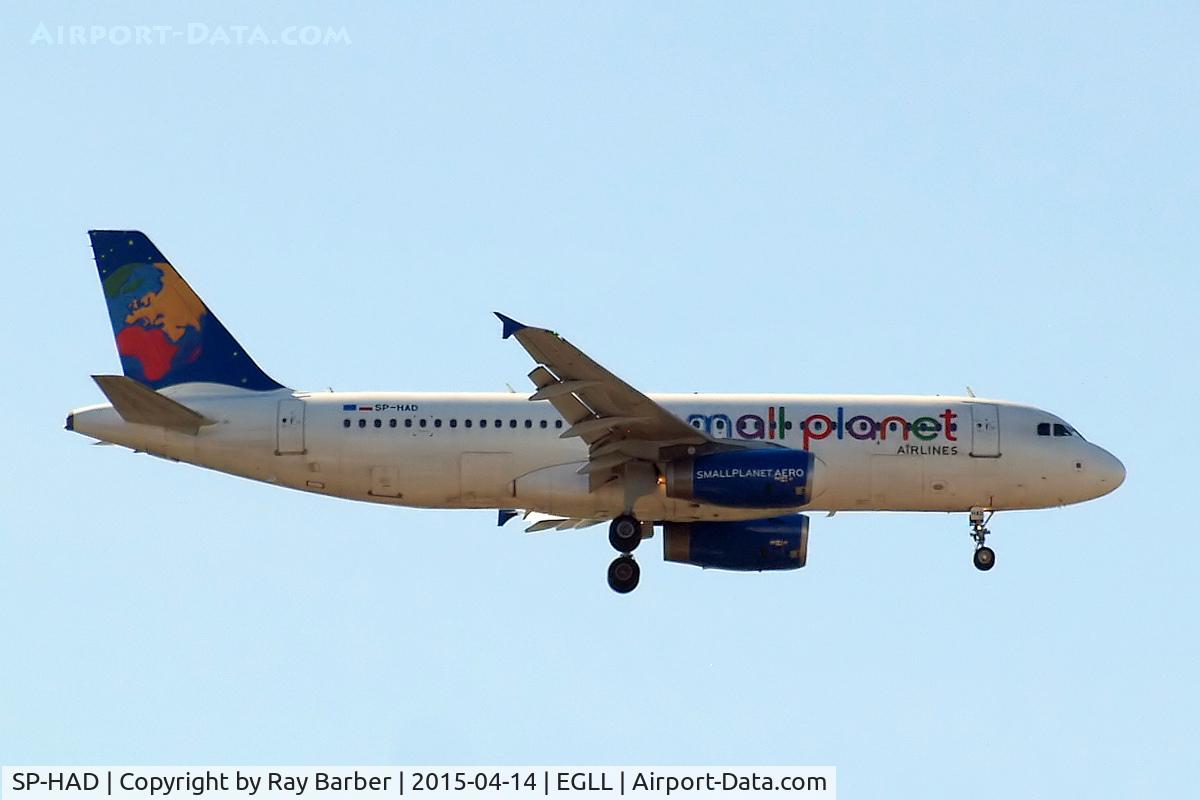 SP-HAD, 2003 Airbus A320-232 C/N 2016, Airbus A320-232 [2016] (Small Planet Airlines) Home~G 14/04/2015. On approach 27L.