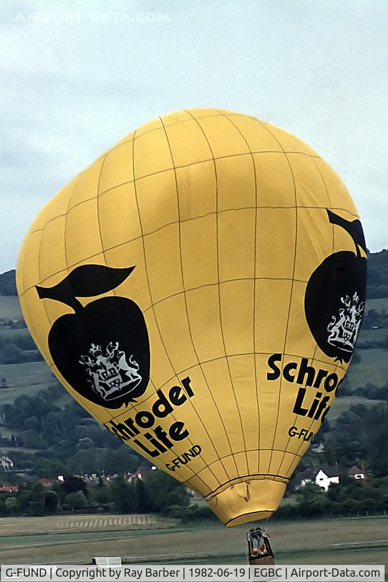 G-FUND, 1981 Thunder Balloons Ltd THUNDER AX7-65Z C/N 376, Thunder & Colt Ax&-65Z HAFB [376] Cheltenham Racecourse~G 19/06/1982. From a slide.