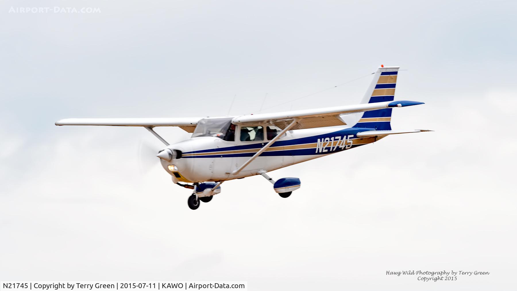 N21745, 1974 Cessna 172M C/N 17264000, 2015 Arlington Fly In