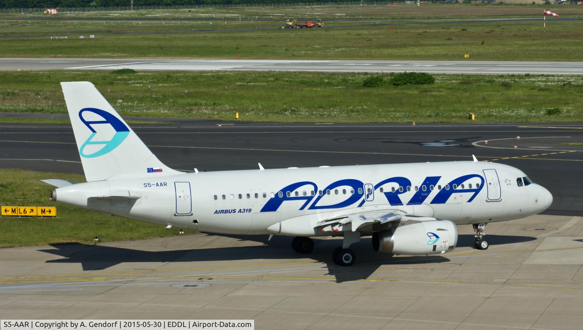 S5-AAR, 2010 Airbus A319-132 C/N 4301, Adria Airways, is here taxiing at Düsseldorf Int'l(EDDL)