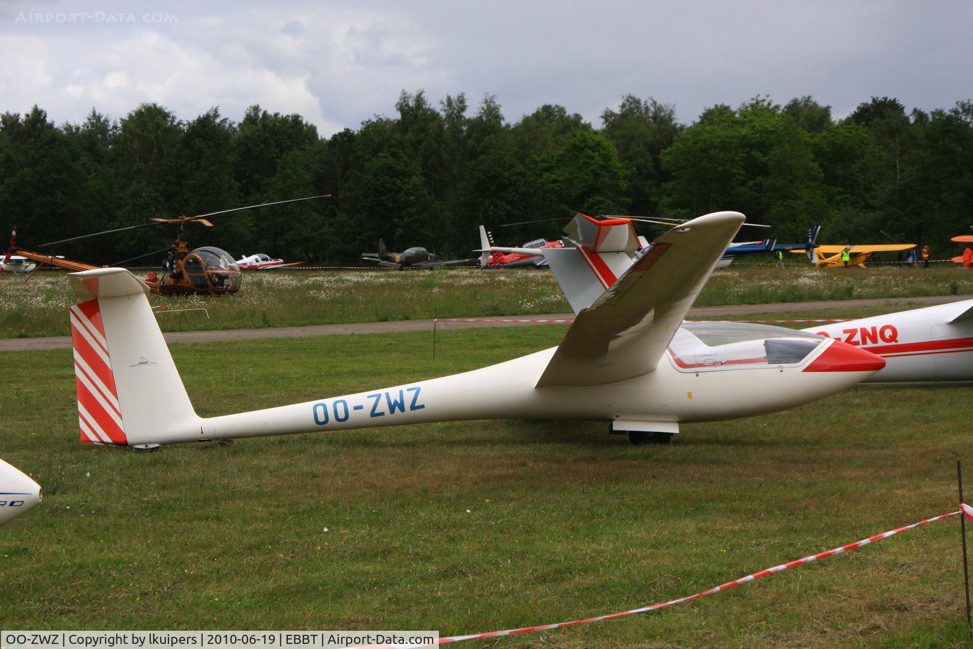 OO-ZWZ, 1978 Grob G-102 Astir CS 77 C/N 1776, At a Fly-in in Brasschaat near Antwerp in Belgium