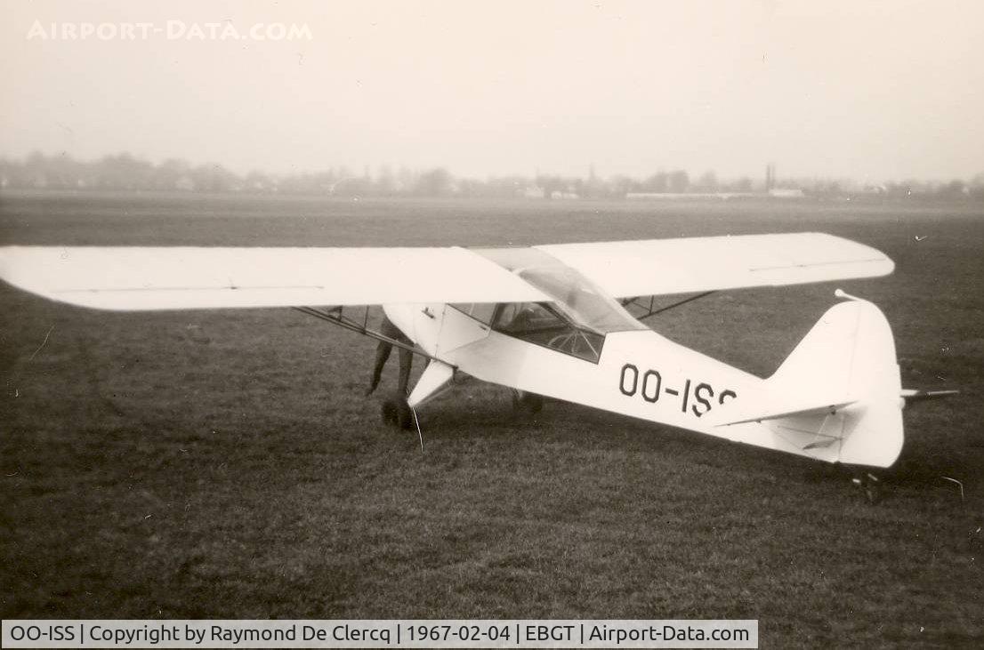 OO-ISS, Taylorcraft G Auster 4 C/N 891, At Ghent airfield in 1967.