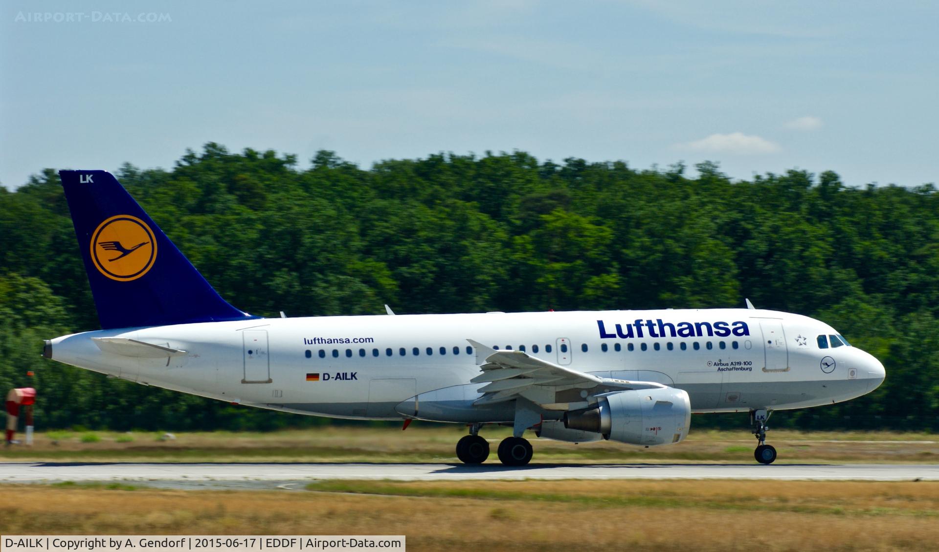 D-AILK, 1997 Airbus A319-114 C/N 679, Lufthansa, rotates here at Frankfurt Rhein/Main Int'l(EDDF)