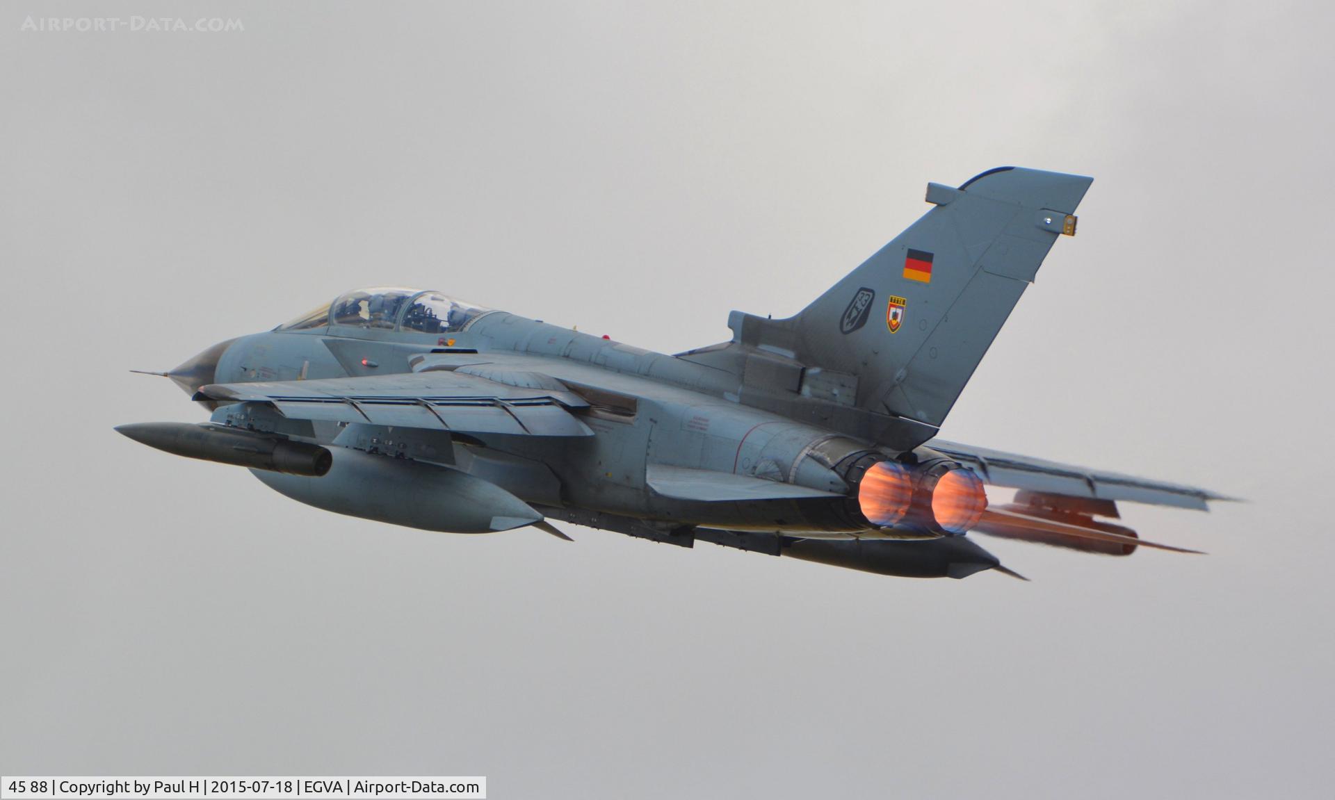 45 88, Panavia Tornado IDS C/N 715/GS229/4288, German Tornado taking off at RIAT 2015 with full afterburner