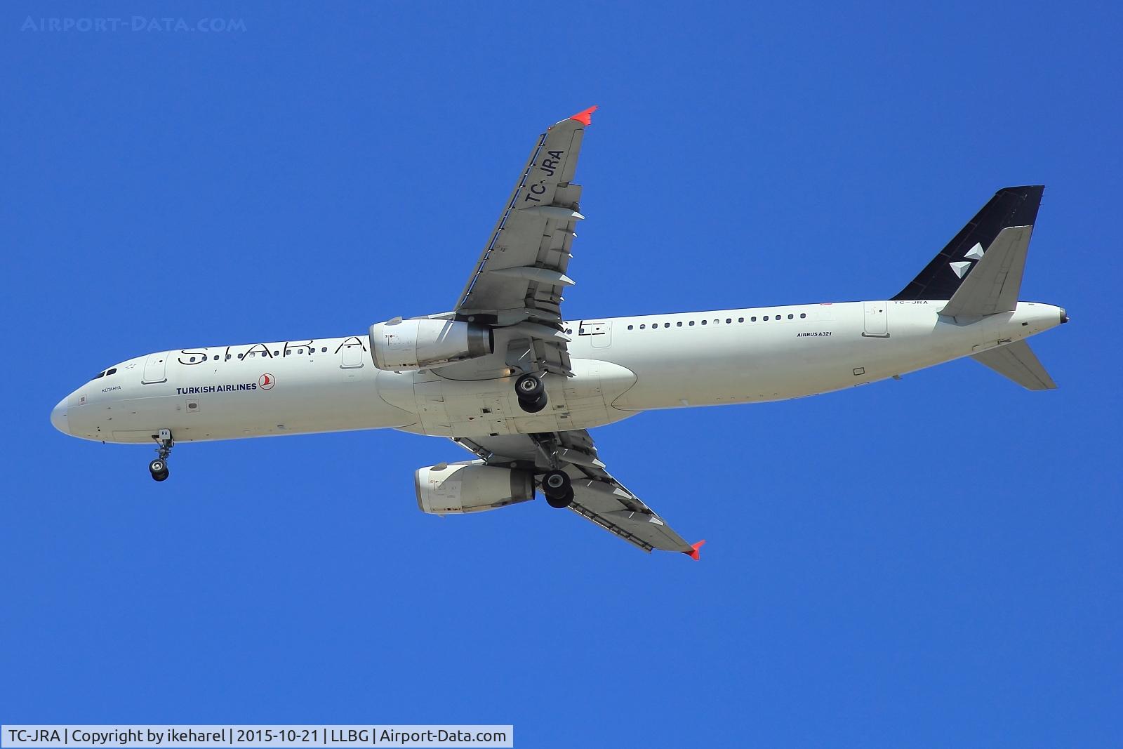 TC-JRA, 2006 Airbus A321-231 C/N 2823, Flight from Istanbul. Livery of the Star-Alliance fly for THY.