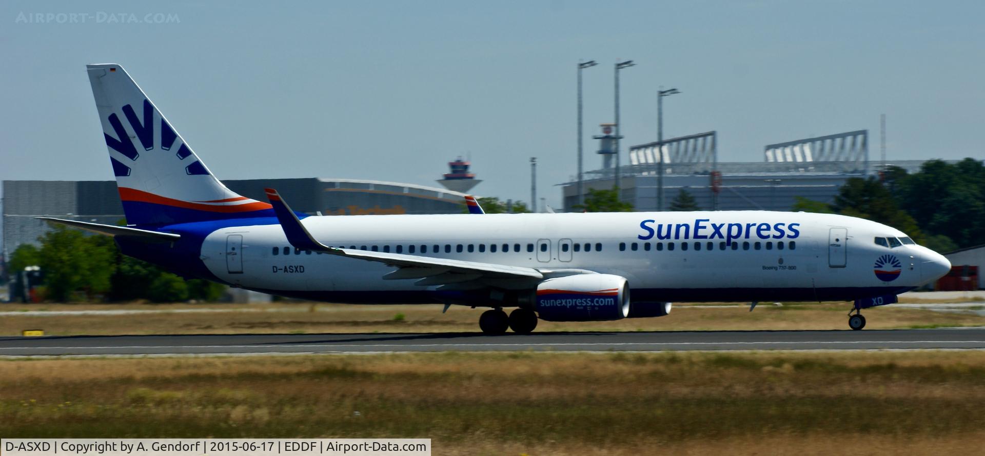 D-ASXD, 2004 Boeing 737-8AS C/N 33562, Sun Express Deutschland, is here speeding up at Frankfurt Rhein/Main Int'l(EDDF)