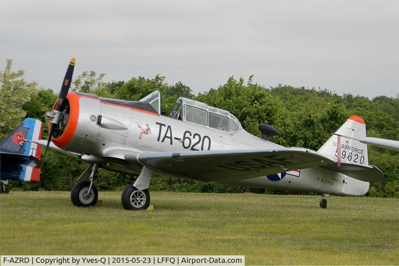 F-AZRD, 1943 North American AT-6D Harvard III C/N 88-14510 (42-44467), North American AT-6D Harvard III, Static display, La Ferté-Alais airfield (LFFQ) Airshow 2015