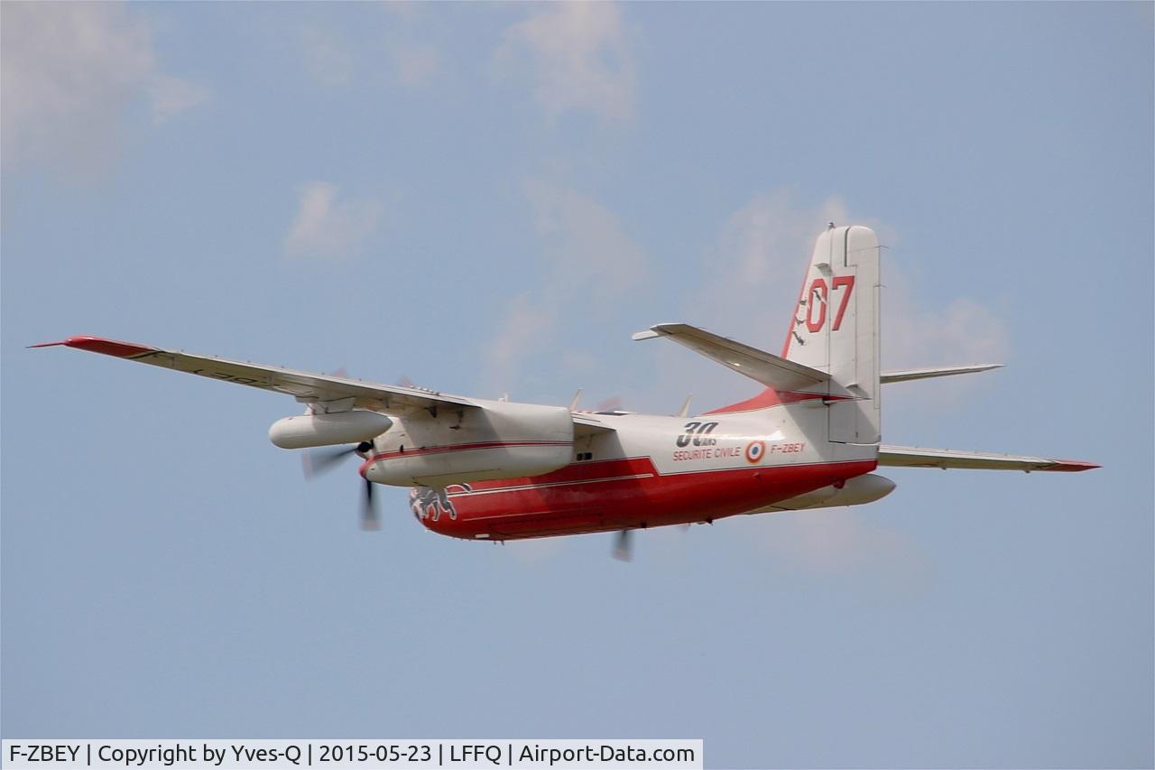 F-ZBEY, Grumman TS-2A/Conair Turbo Firecat C/N 400 (017), Grumman TS-2A-Conair Turbo Firecat, On display, La Ferté-Alais airfield (LFFQ) Airshow 2015