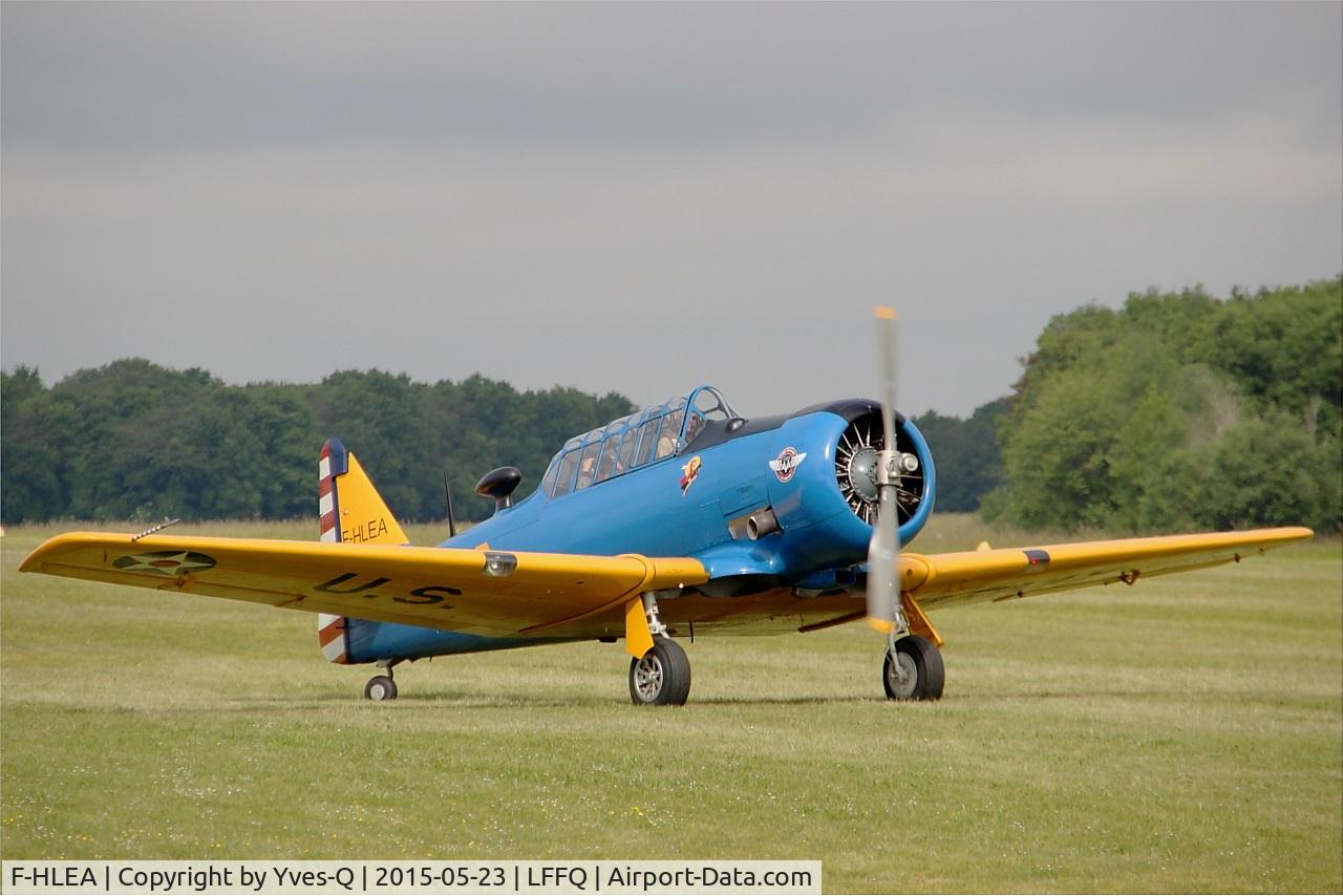 F-HLEA, North American T-6G Texan C/N 168-160, North American T-6G Texan, Taxiing to holding point rwy 28, La Ferté-Alais airfield (LFFQ) Air show 2015