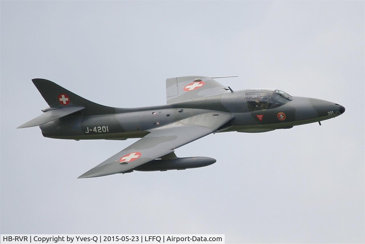HB-RVR, 1955 Hawker Hunter T.68 C/N 41H-670806, Hawker Hunter T.68, On display, La Ferté-Alais airfield (LFFQ) Airshow 2015