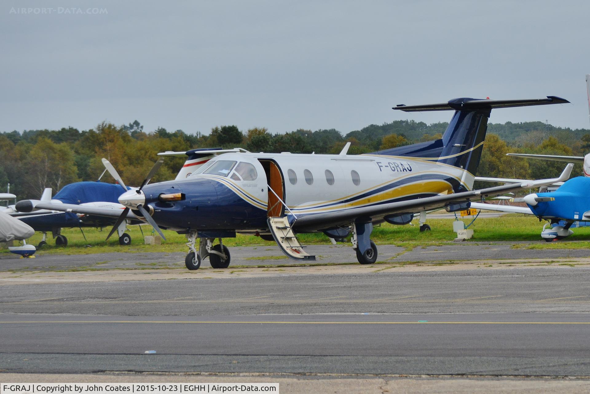 F-GRAJ, 2001 Pilatus PC-12/45 C/N 406, Short visit from Cherbourg