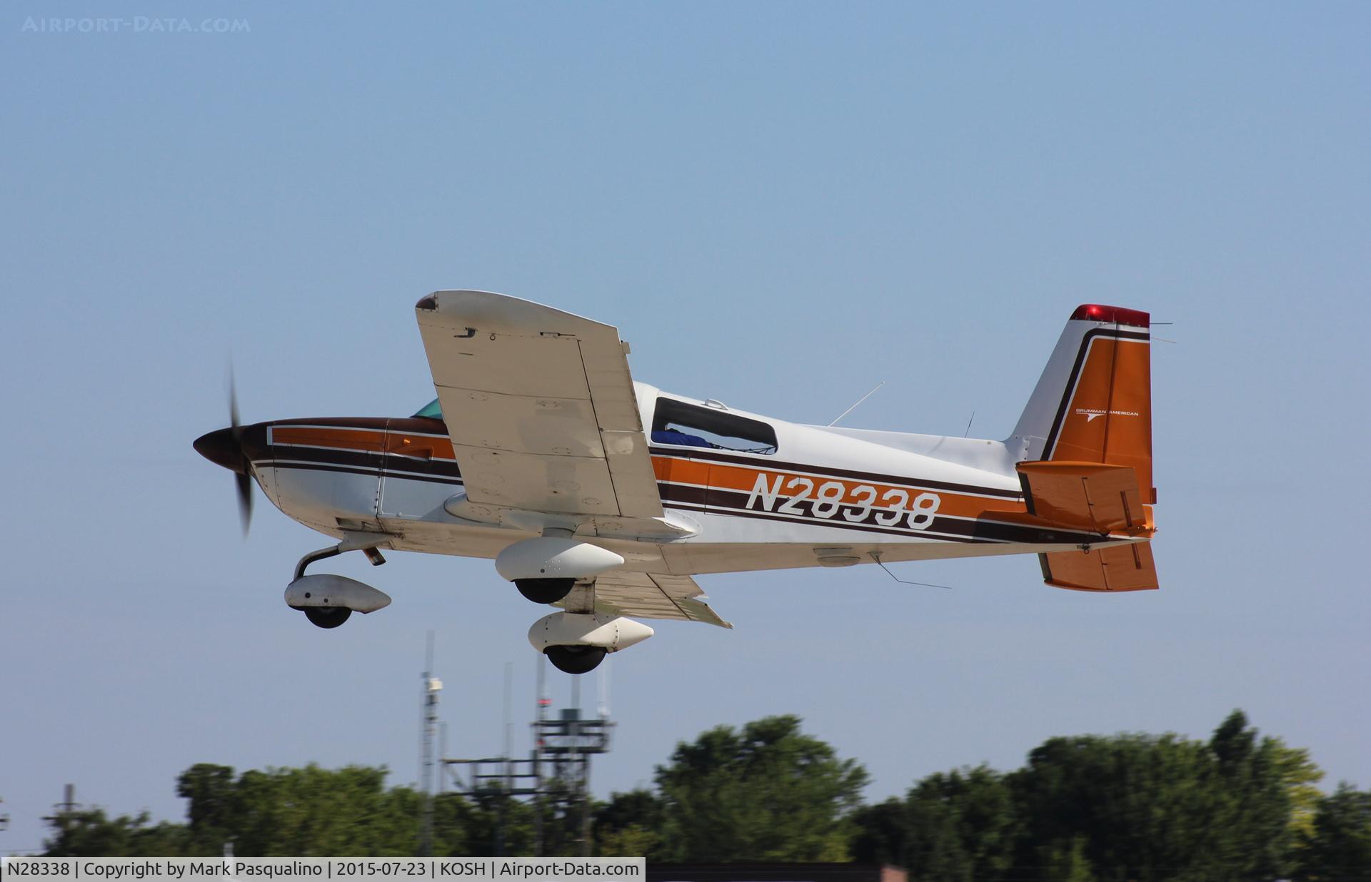 N28338, 1977 Grumman American AA-5B Tiger C/N AA5B0569, AA-5B