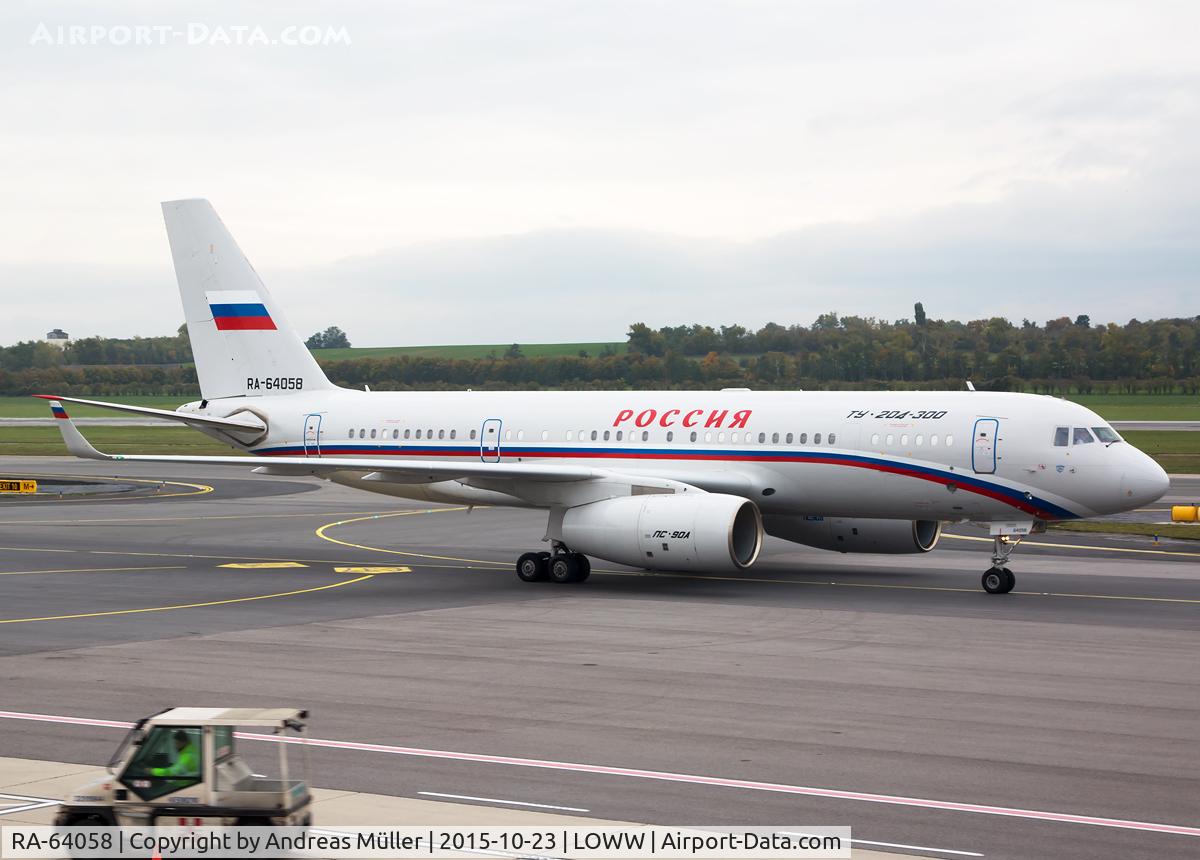 RA-64058, Tupolev Tu-204-300 C/N 145074-4164058, Arrived from Moscow.