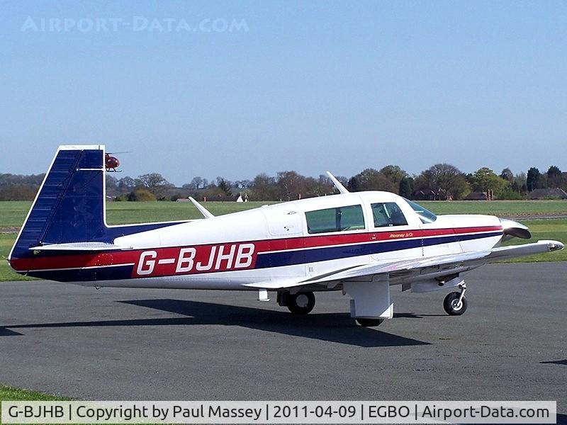 G-BJHB, 1981 Mooney M20J 201 C/N 24-1190, Previous ID's G-BJGT,N1145G