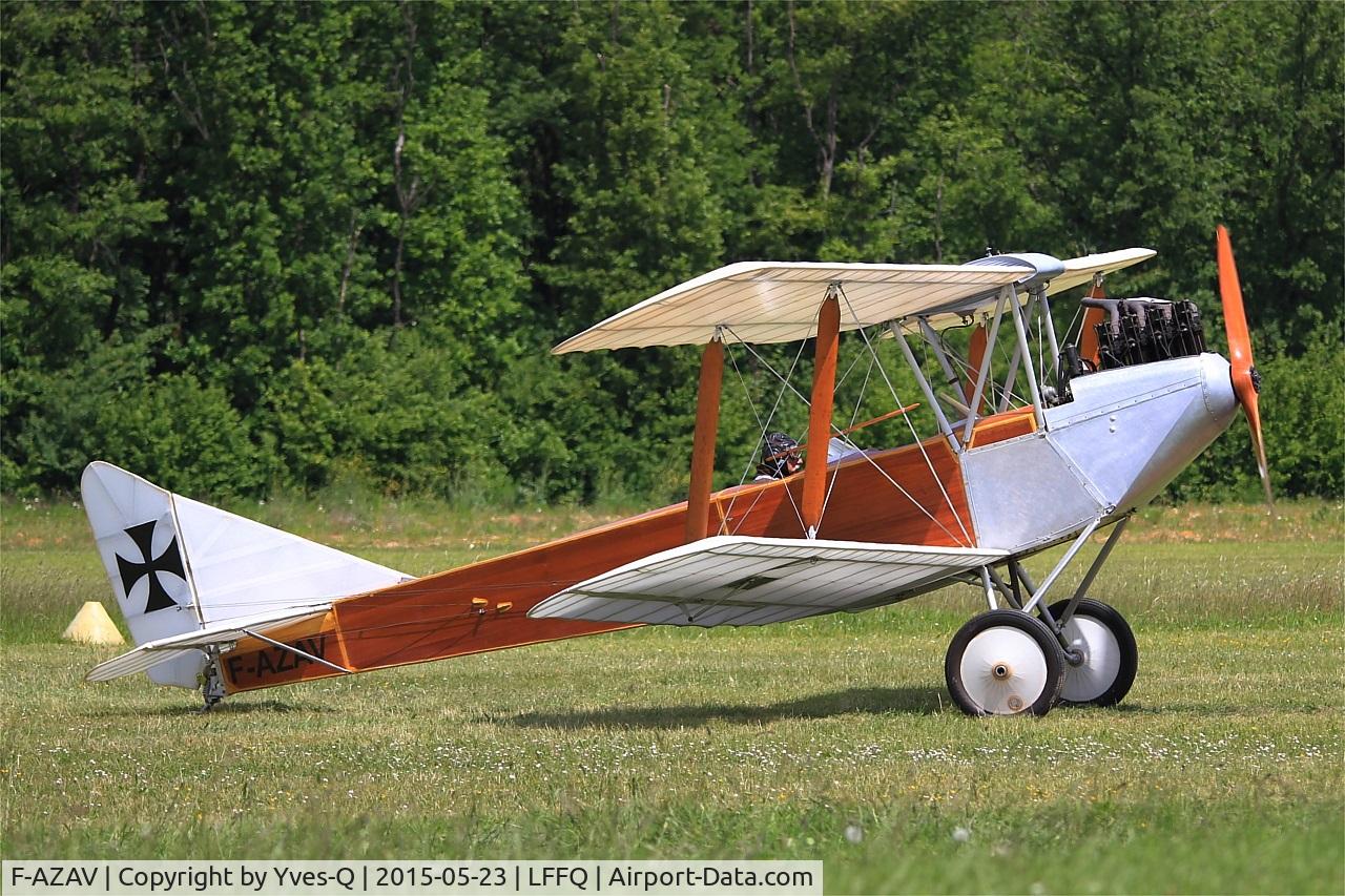 F-AZAV, LFG Roland C.II C/N 005, LFG C2, Taxiing to parking area, La Ferté-Alais airfield (LFFQ) Airshow 2015