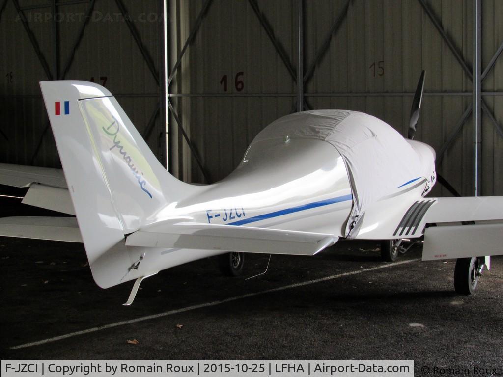 77BFR, 2006 Aerospool WT-9 Dynamic C/N DY-123/2006, Parked