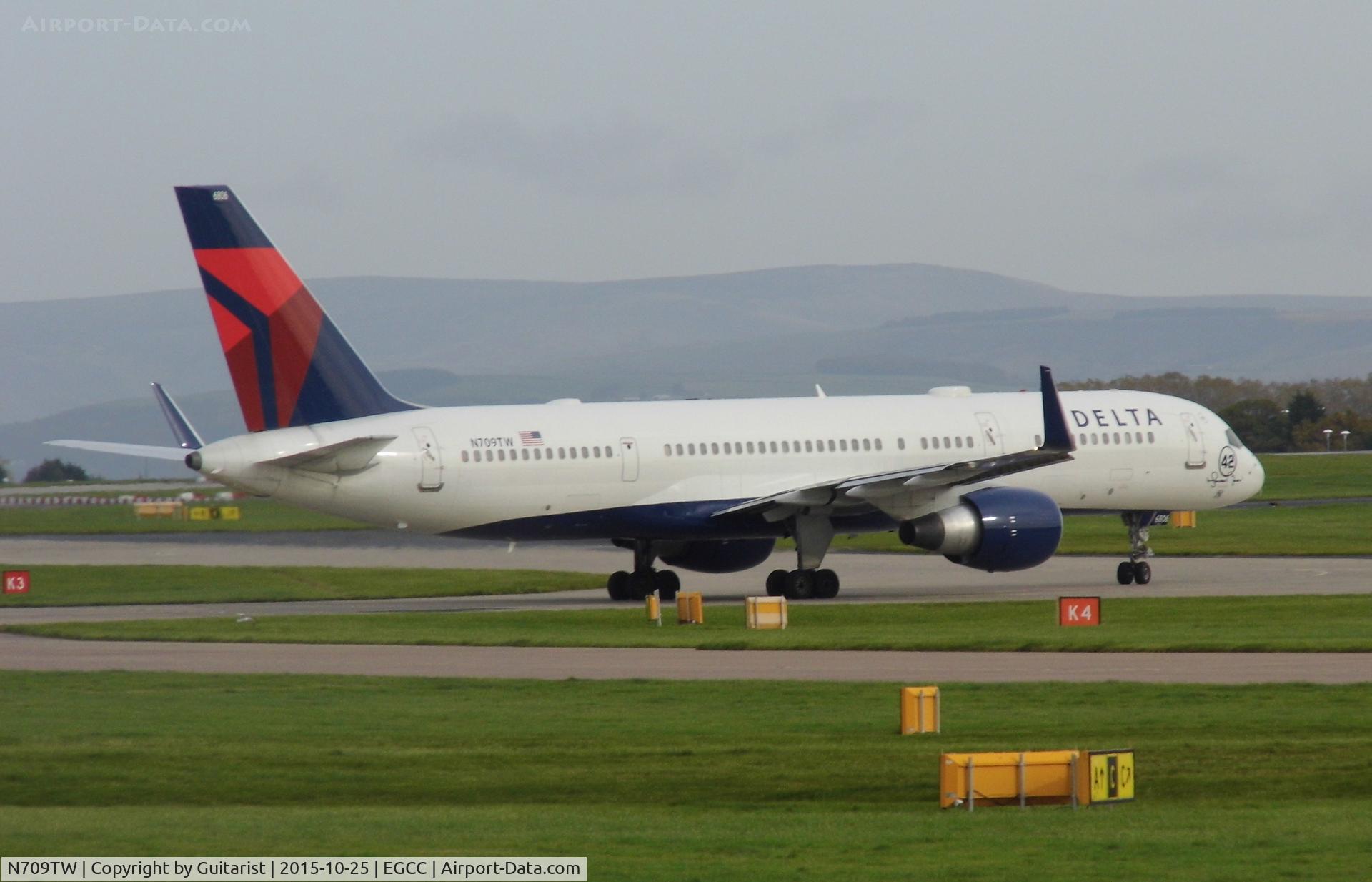N709TW, 1997 Boeing 757-2Q8 C/N 28168, At Manchester