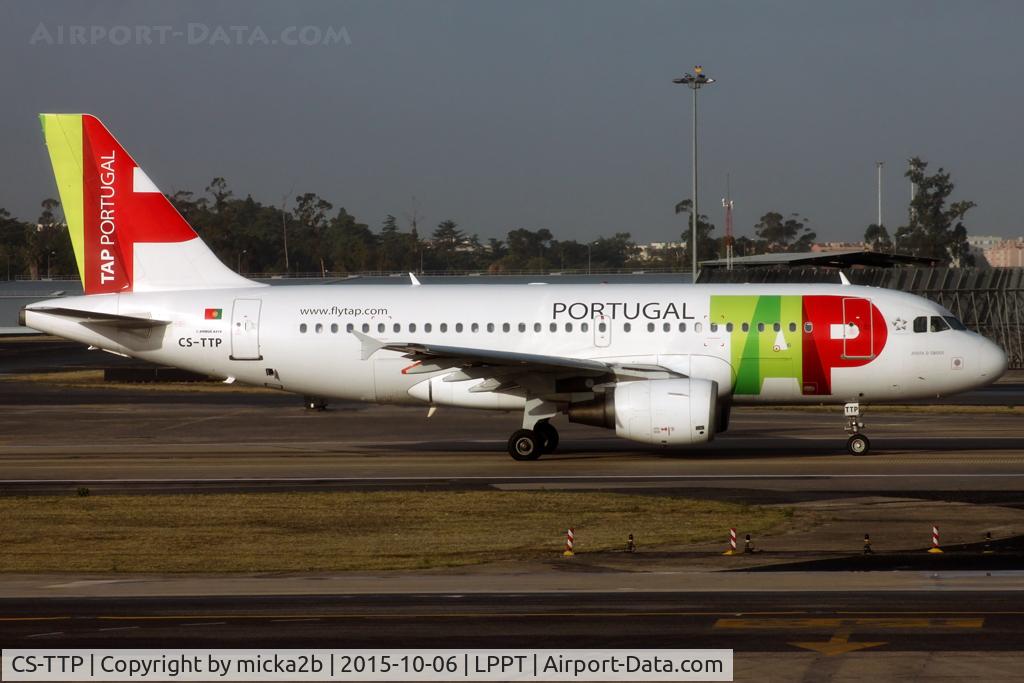 CS-TTP, 2000 Airbus A319-111 C/N 1165, Taxiing