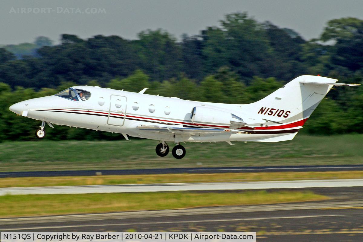 N151QS, 2005 Raytheon Beechjet 400A C/N RK-422, Beechjet 400XP [RK-422] (NetJets) Atlanta-Dekalb Peachtree~N 21/04/2010