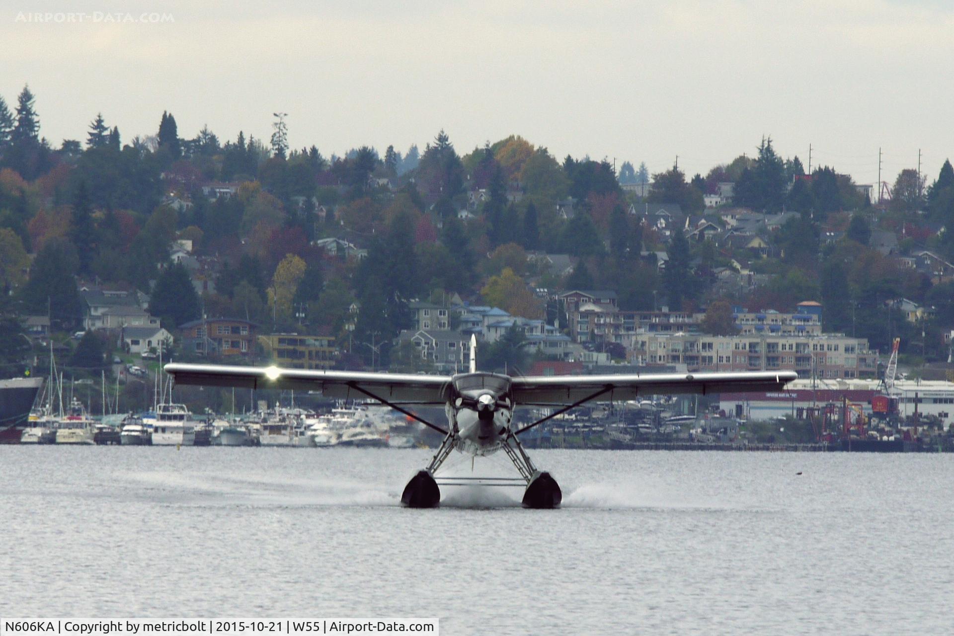 N606KA, 1954 De Havilland Canada DHC-3 Turbo Otter Otter C/N 37, Landing at Lake Union