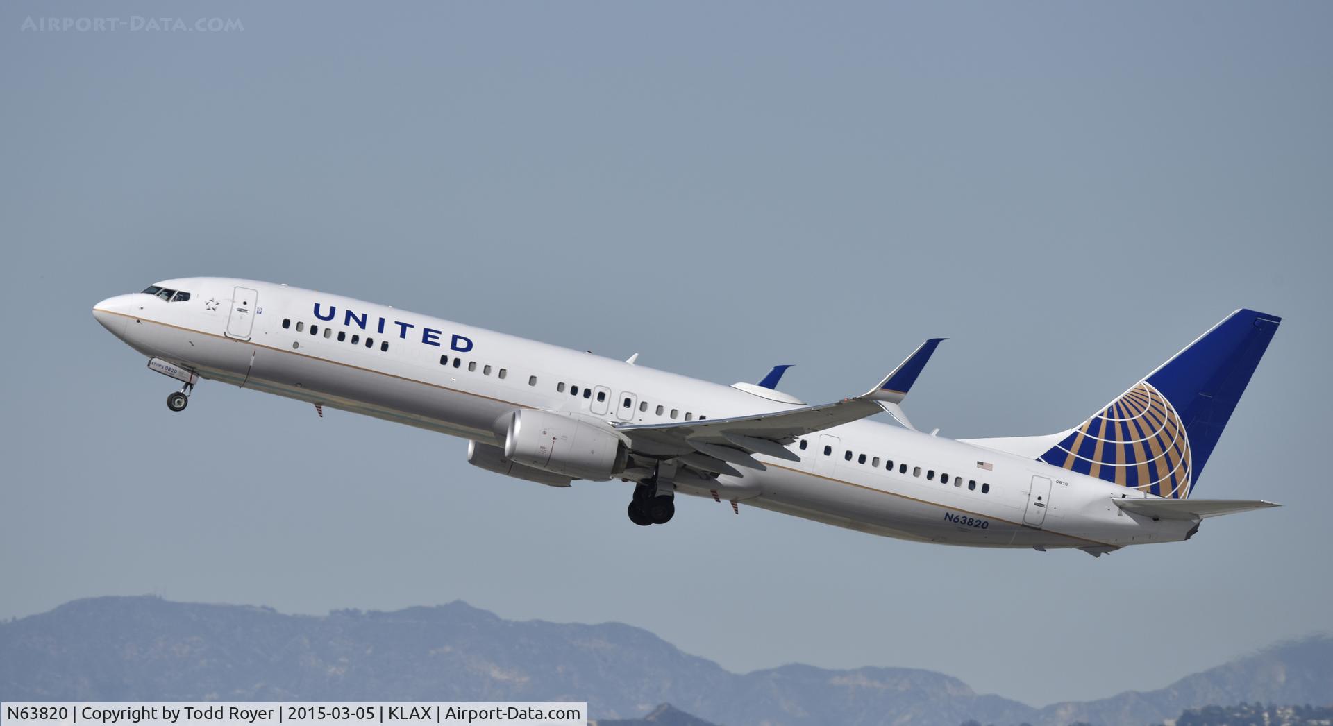 N63820, 2014 Boeing 737-924/ER C/N 43534, Departing LAX