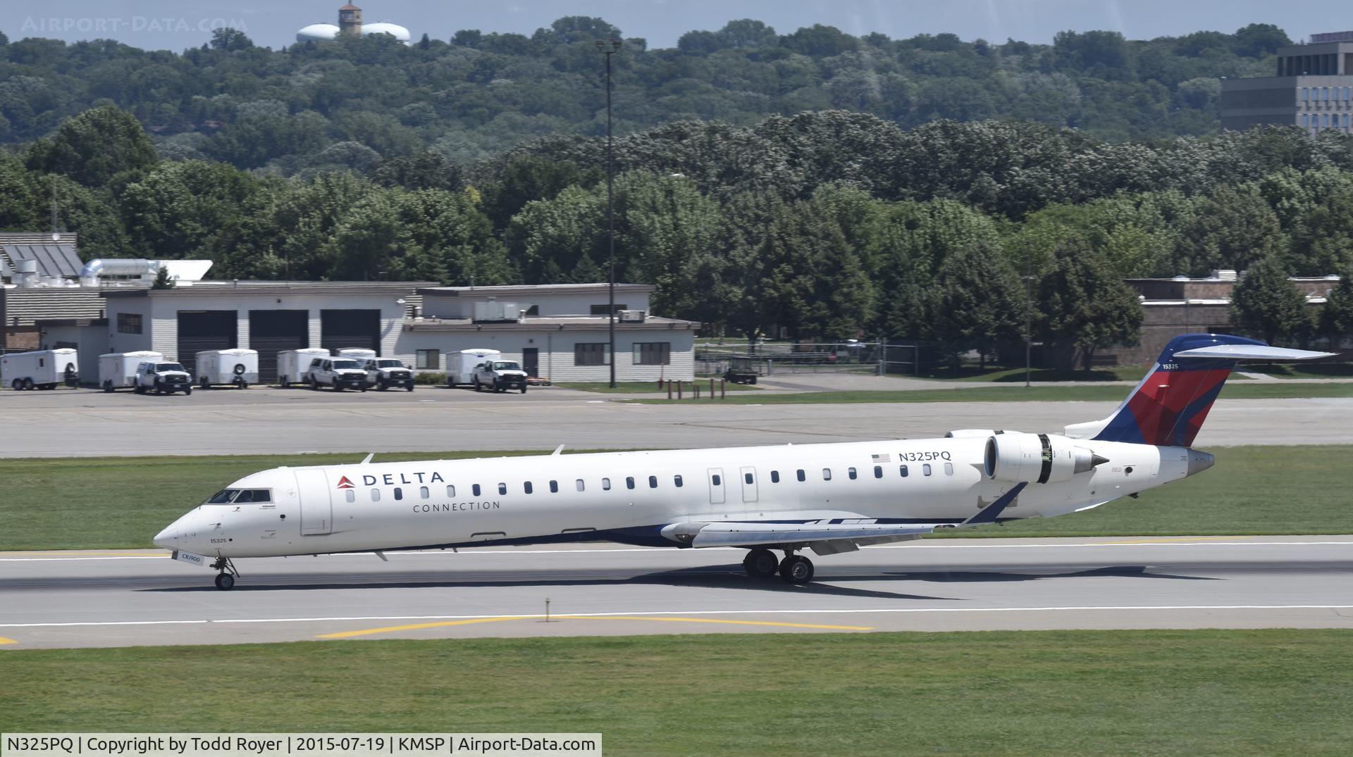 N325PQ, 2014 Bombardier CRJ-900LR (CL-600-2D24) C/N 15325, Arriving at MSP