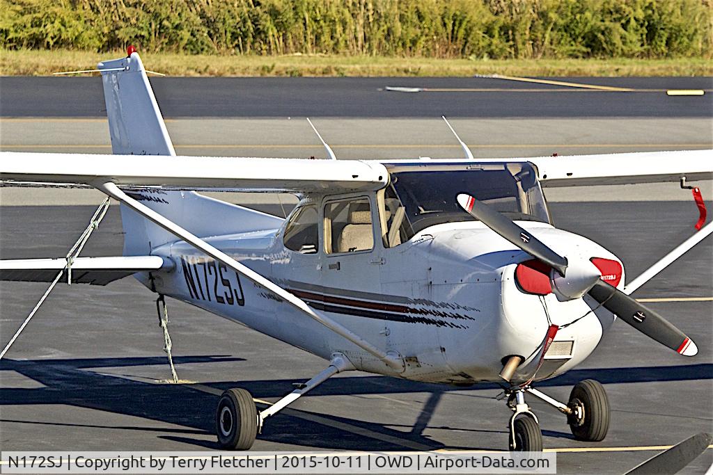N172SJ, 1997 Cessna 172R C/N 17280291, At Norwood Memorial Airport , Boston , MA