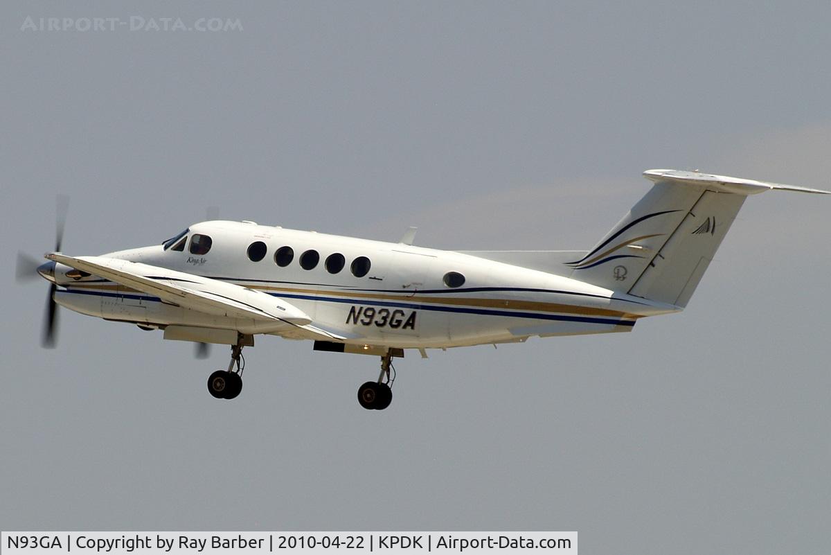N93GA, 1986 Beech 300 C/N FA-93, Beech 300 Super King Air [FA-93] Atlanta-Dekalb Peachtree~N 22/04/2010