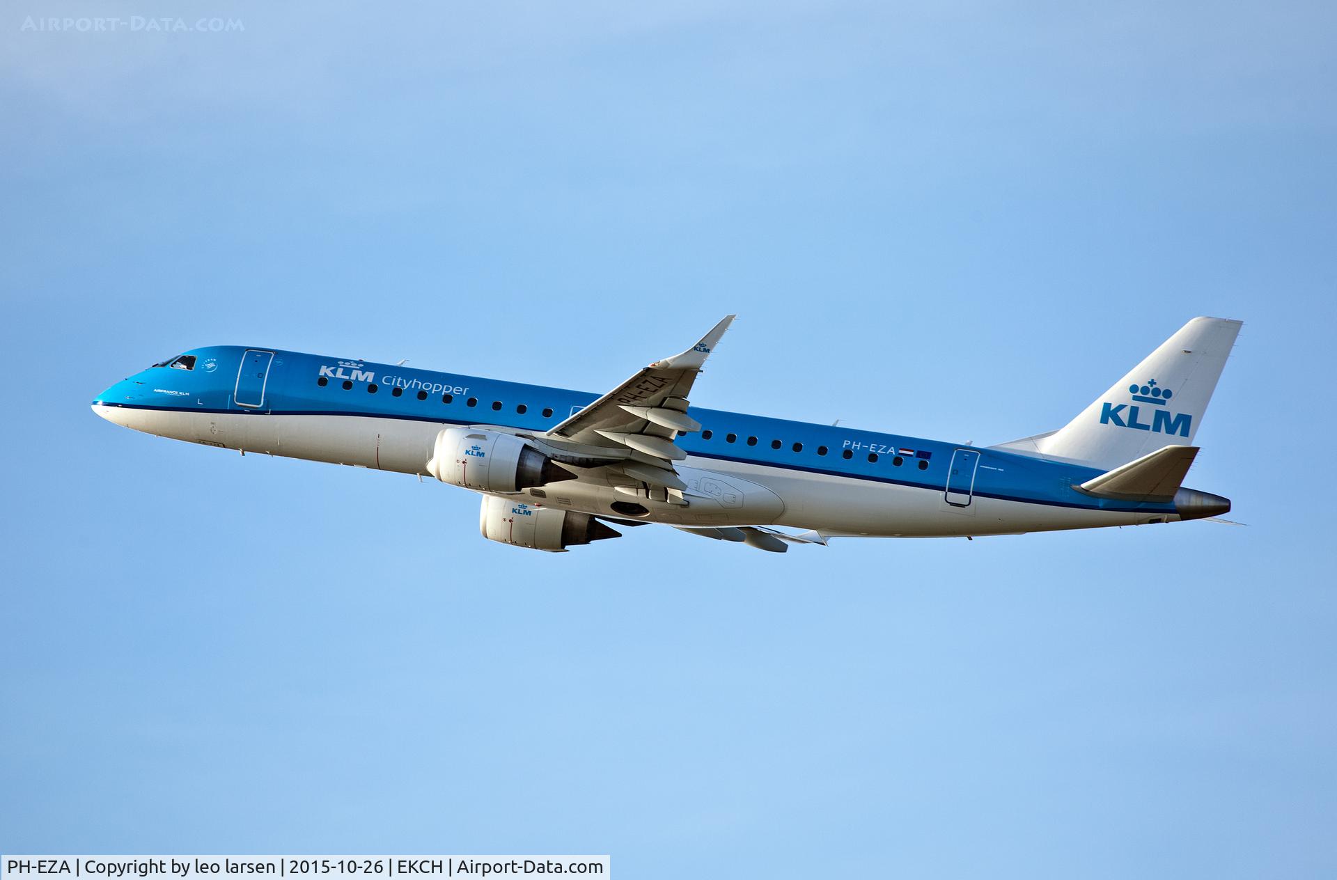 PH-EZA, 2008 Embraer 190LR (ERJ-190-100LR) C/N 19000224, Copenhagen 26.10.15