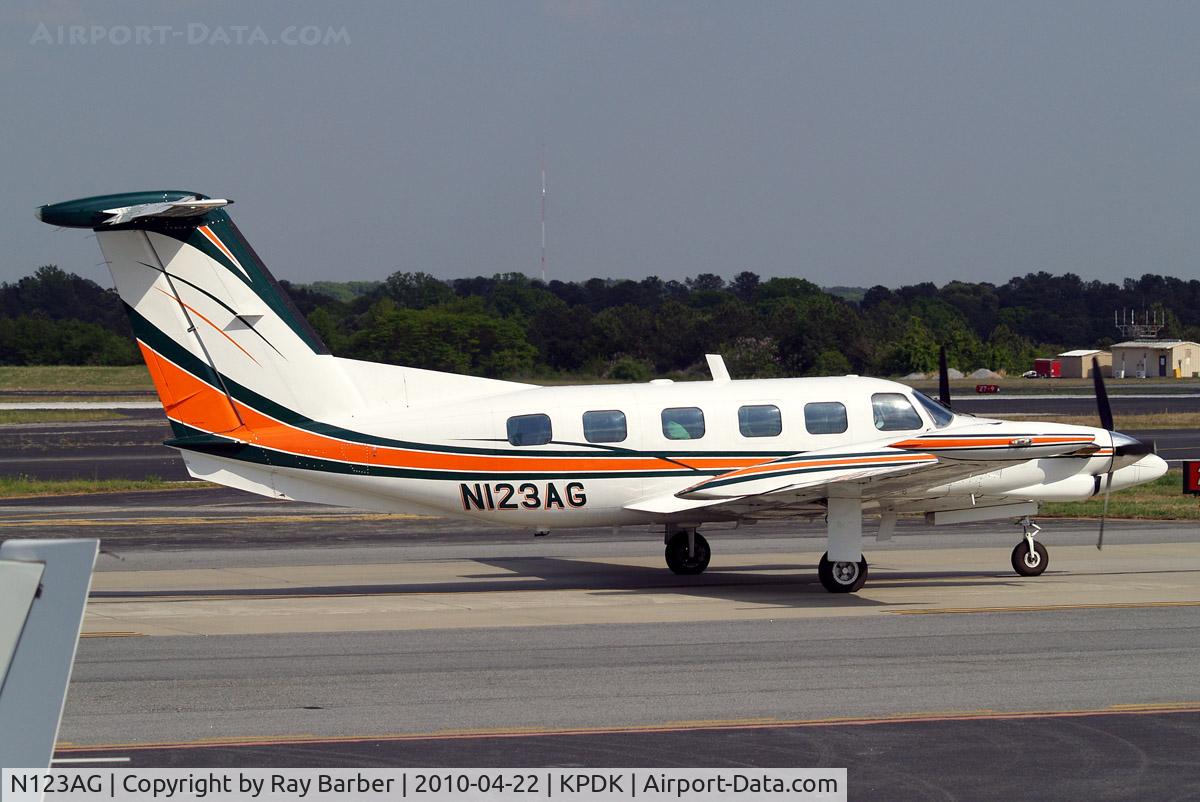 N123AG, 1981 Piper PA-42 Cheyenne III C/N 42-8001031, Piper PA-42 Cheyenne III [42-8001031] Atlanta-Dekalb Peachtree~N 22/04/2010