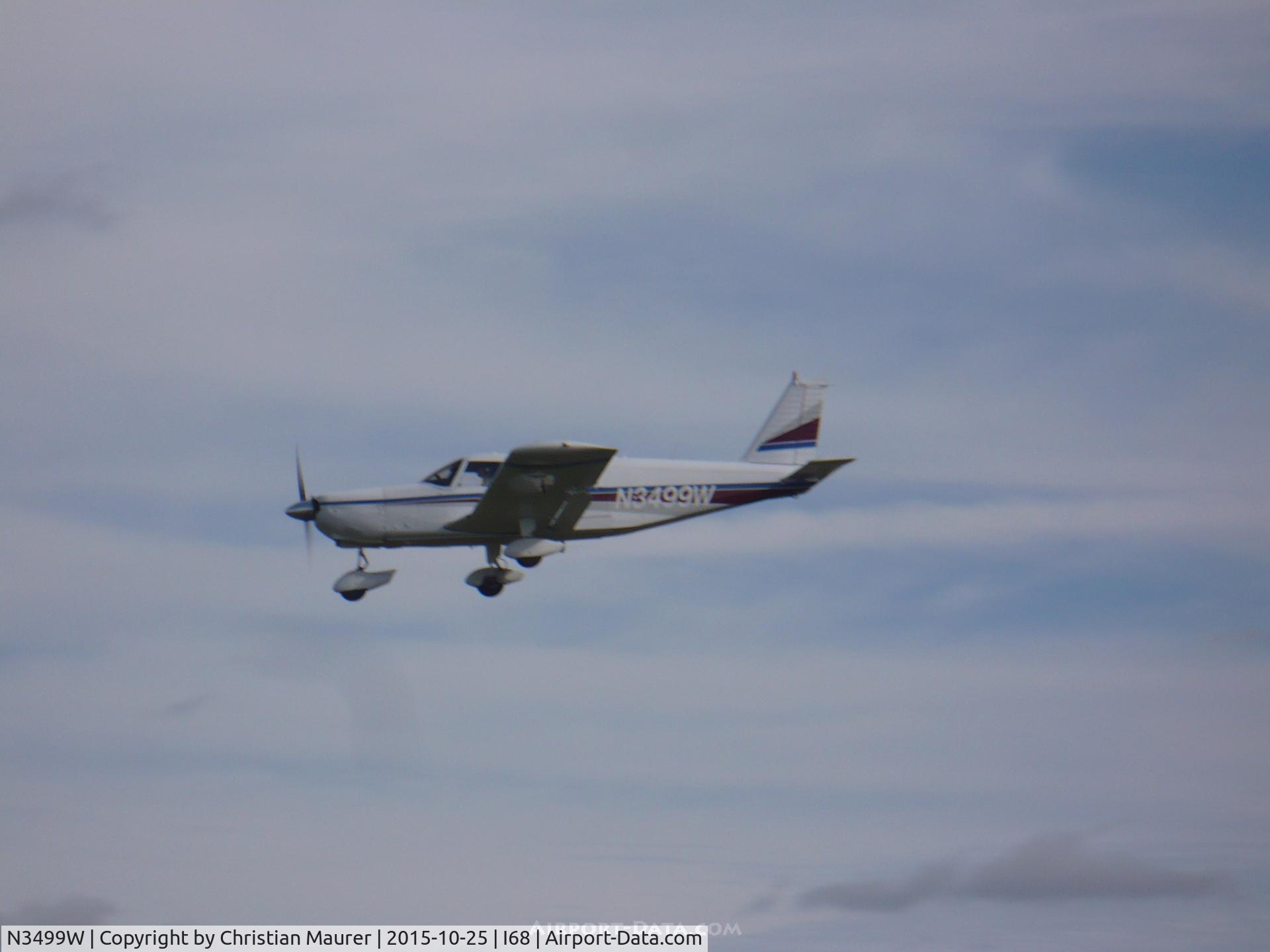 N3499W, 1966 Piper PA-32-260 Cherokee Six C/N 32-379, Piper Cherokee 6 On final