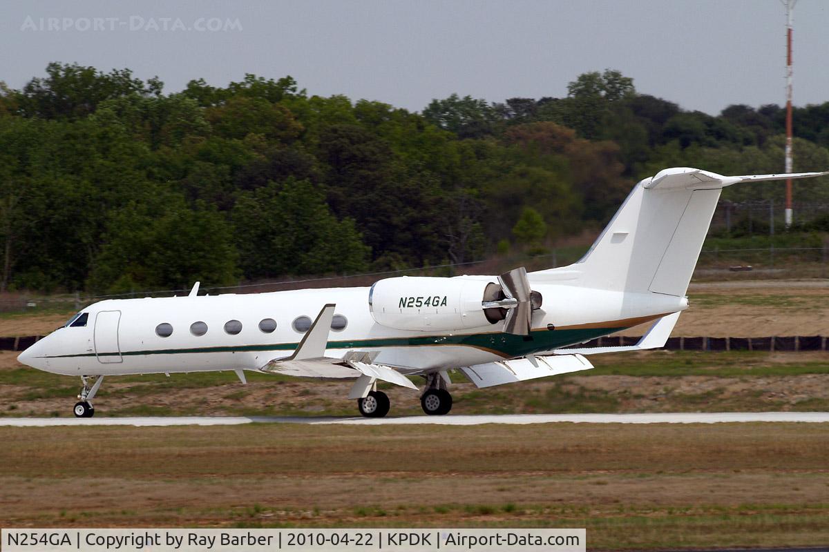 N254GA, 1987 Gulfstream Aerospace G-IV C/N 1032, Gulfstream G4 [1032] Atlanta-Dekalb Peachtree~N 22/04/2010