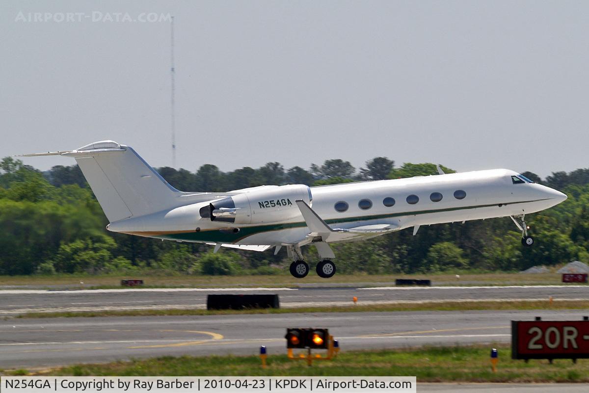 N254GA, 1987 Gulfstream Aerospace G-IV C/N 1032, Gulfstream G4 [1032] Atlanta-Dekalb Peachtree~N 23/04/2010