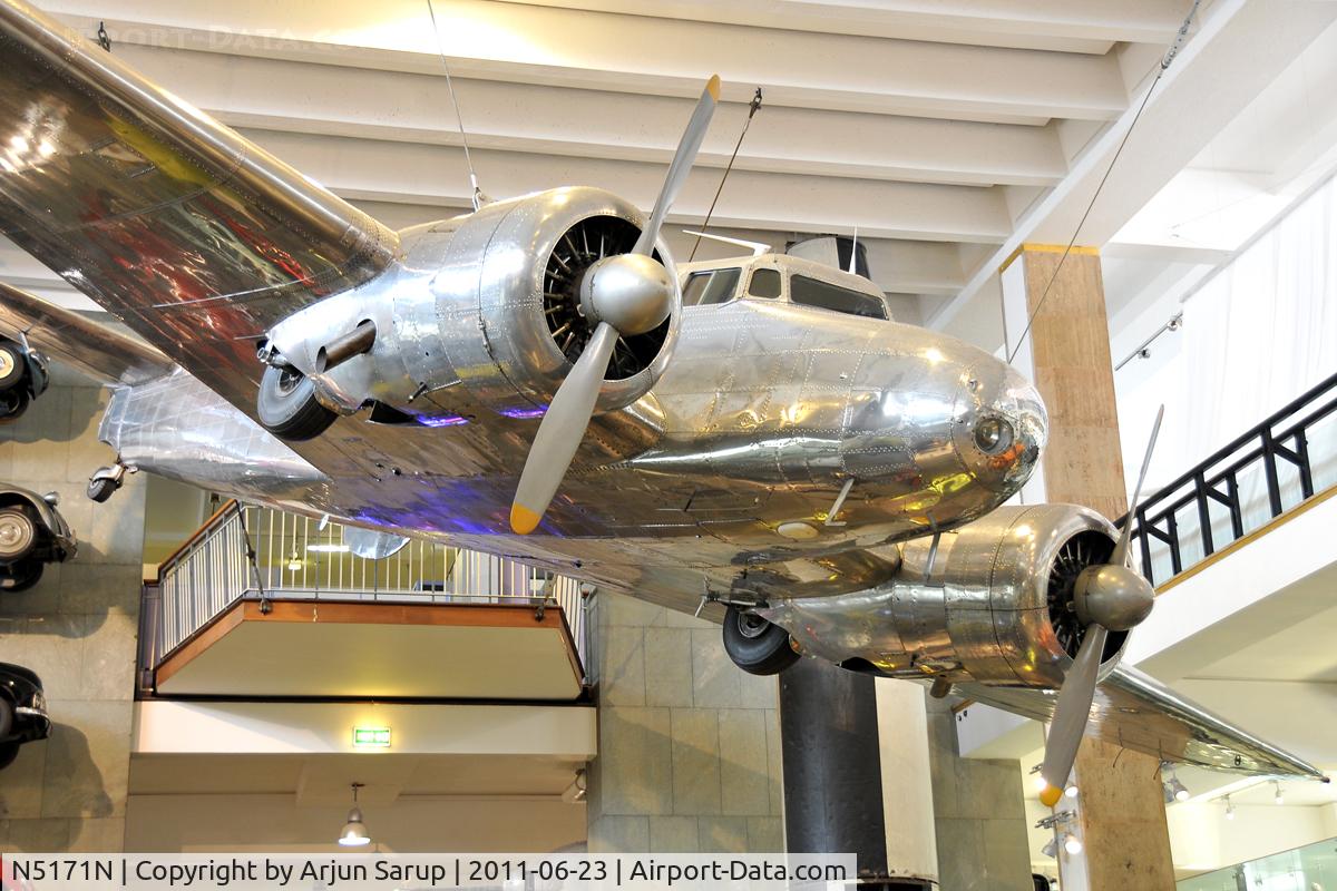 N5171N, Lockheed Electra 10-A C/N 1037, On display at Science Museum London.