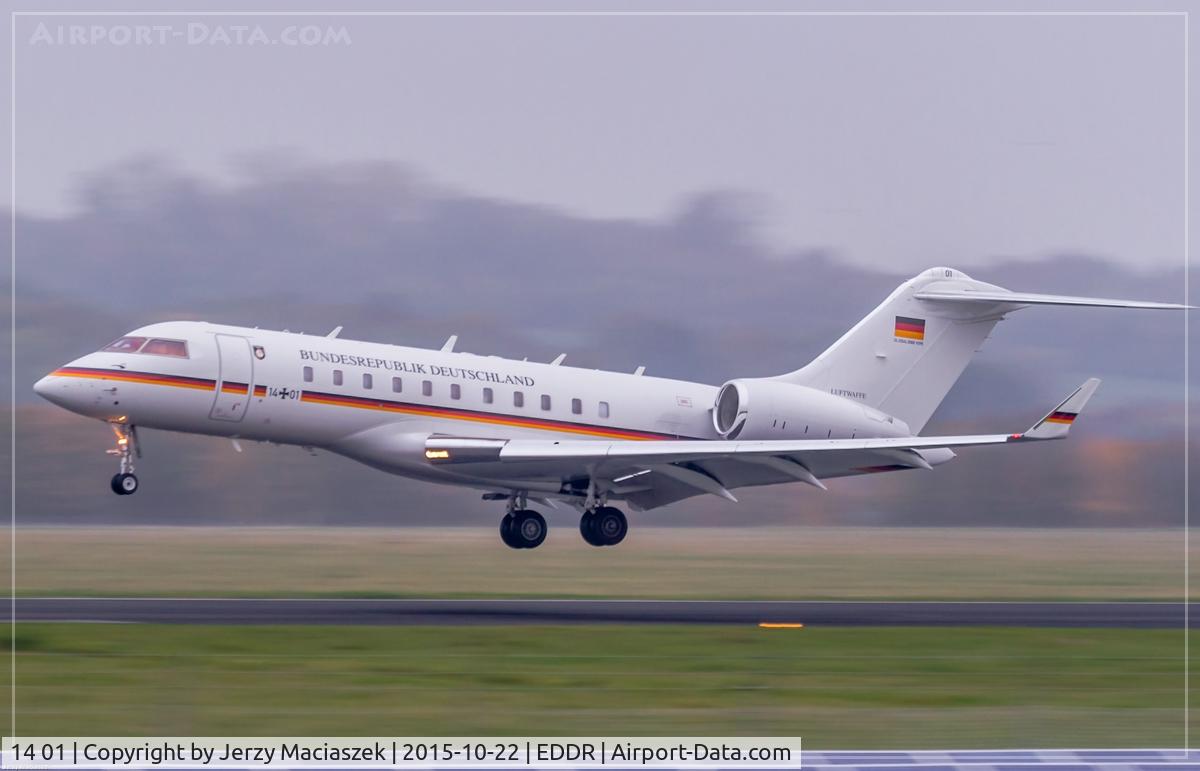 14 01, 2011 Bombardier BD-700-1A11 Global 5000 C/N 9395, Bombardier BD-700-1A1