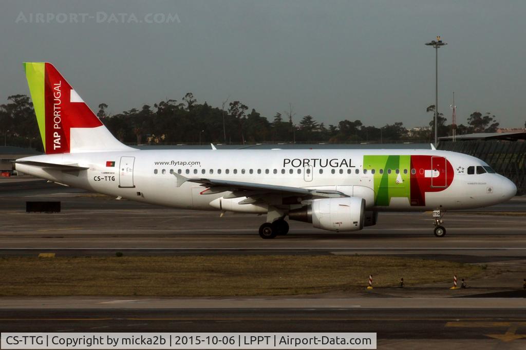 CS-TTG, 1998 Airbus A319-111 C/N 906, Taxiing