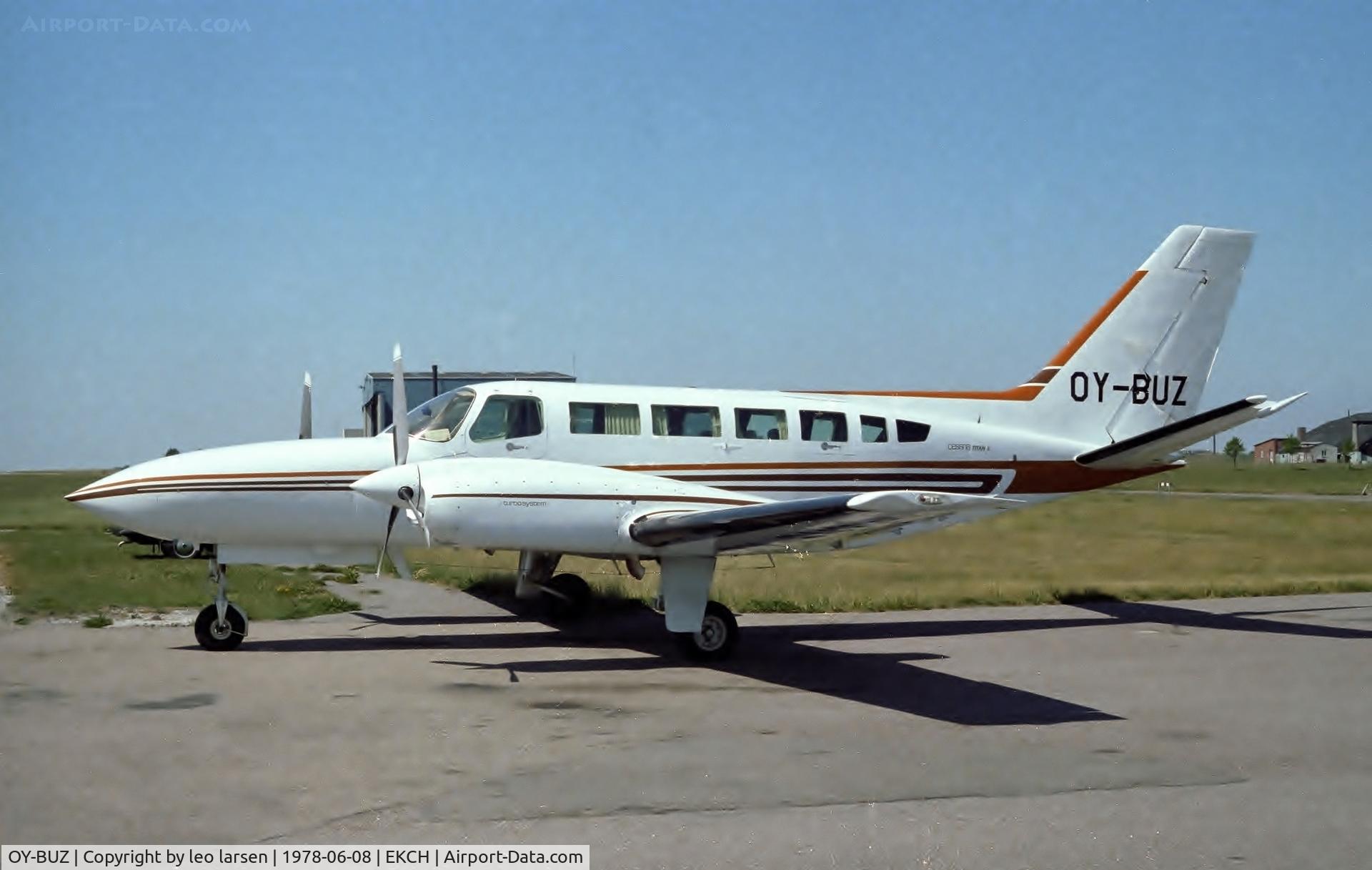 OY-BUZ, 1977 Cessna 404 Titan Titan C/N 404-0079, Copenhagen 8.6.78