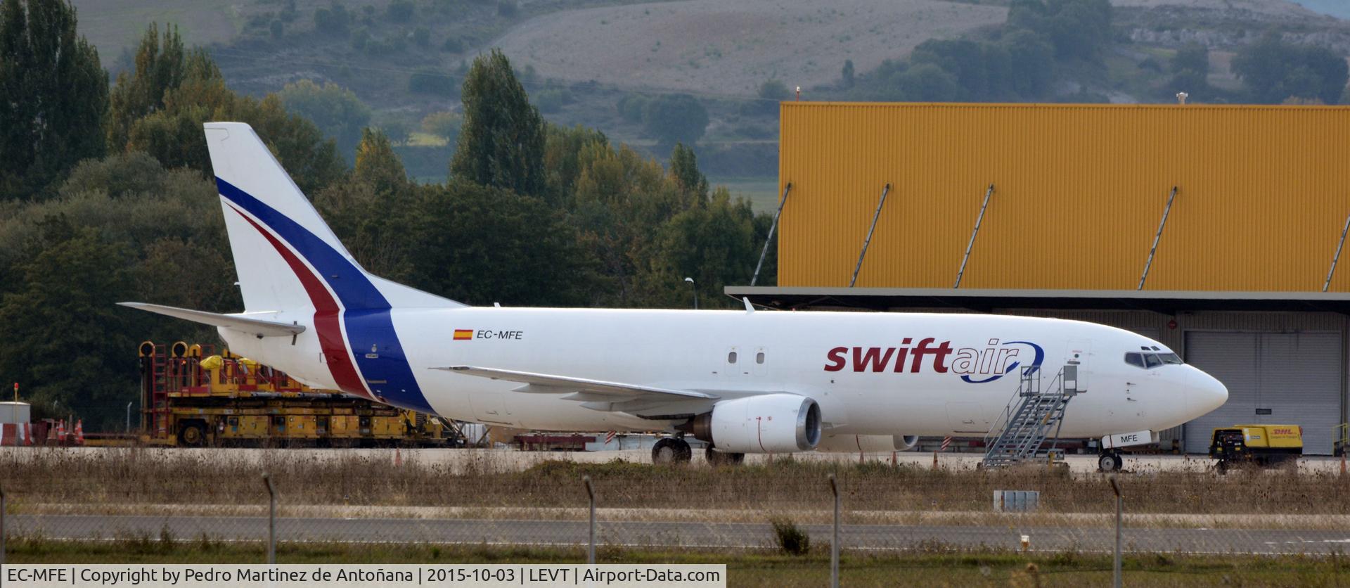 EC-MFE, 1993 Boeing 737-476 C/N 24445, Foronda Vitoria-Gasteiz  - España